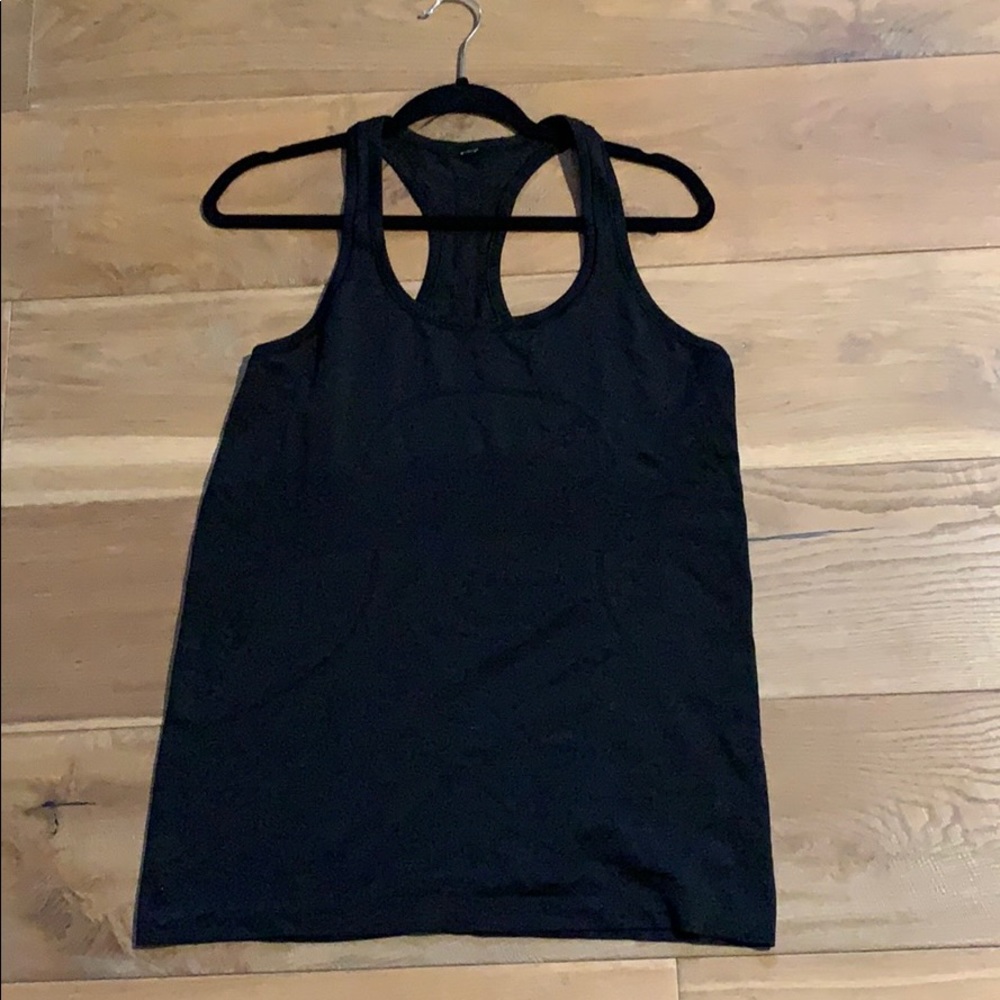 Black swiftly racer back Lululemon tank top